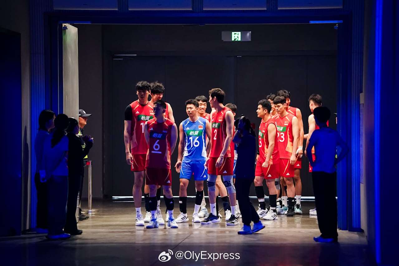 2026年世界男排联赛国家排球联赛中国男排vs日本男排  第二局中国队22-25