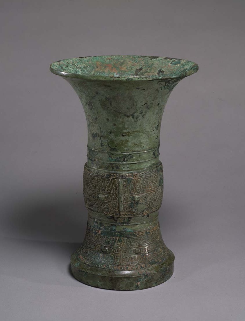 日本东京国立博物馆藏西周早期:兽面纹尊 