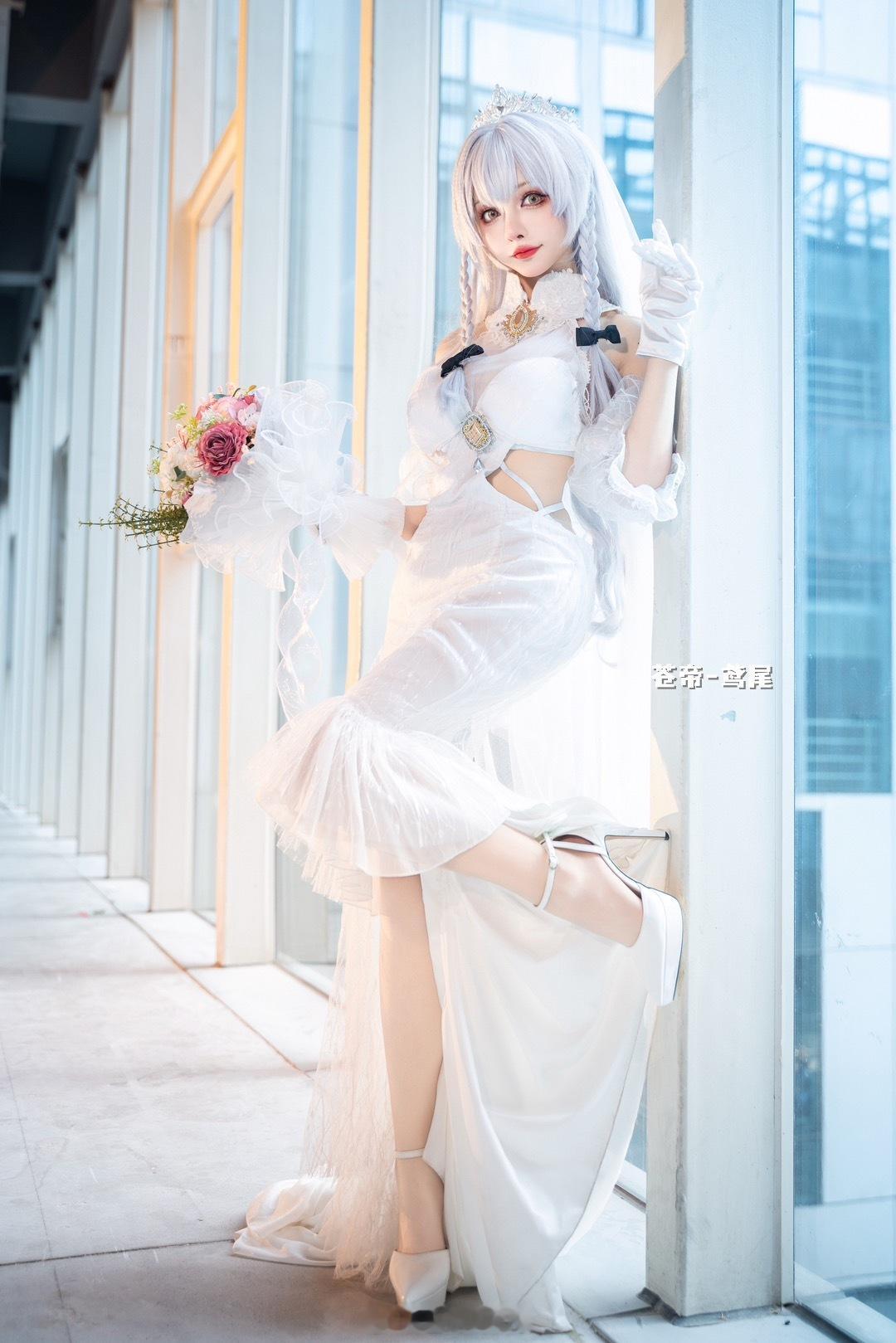 #cosplay[超话]##萤火虫动漫游戏嘉年华# 赫敏的第一套返图！真的好好看