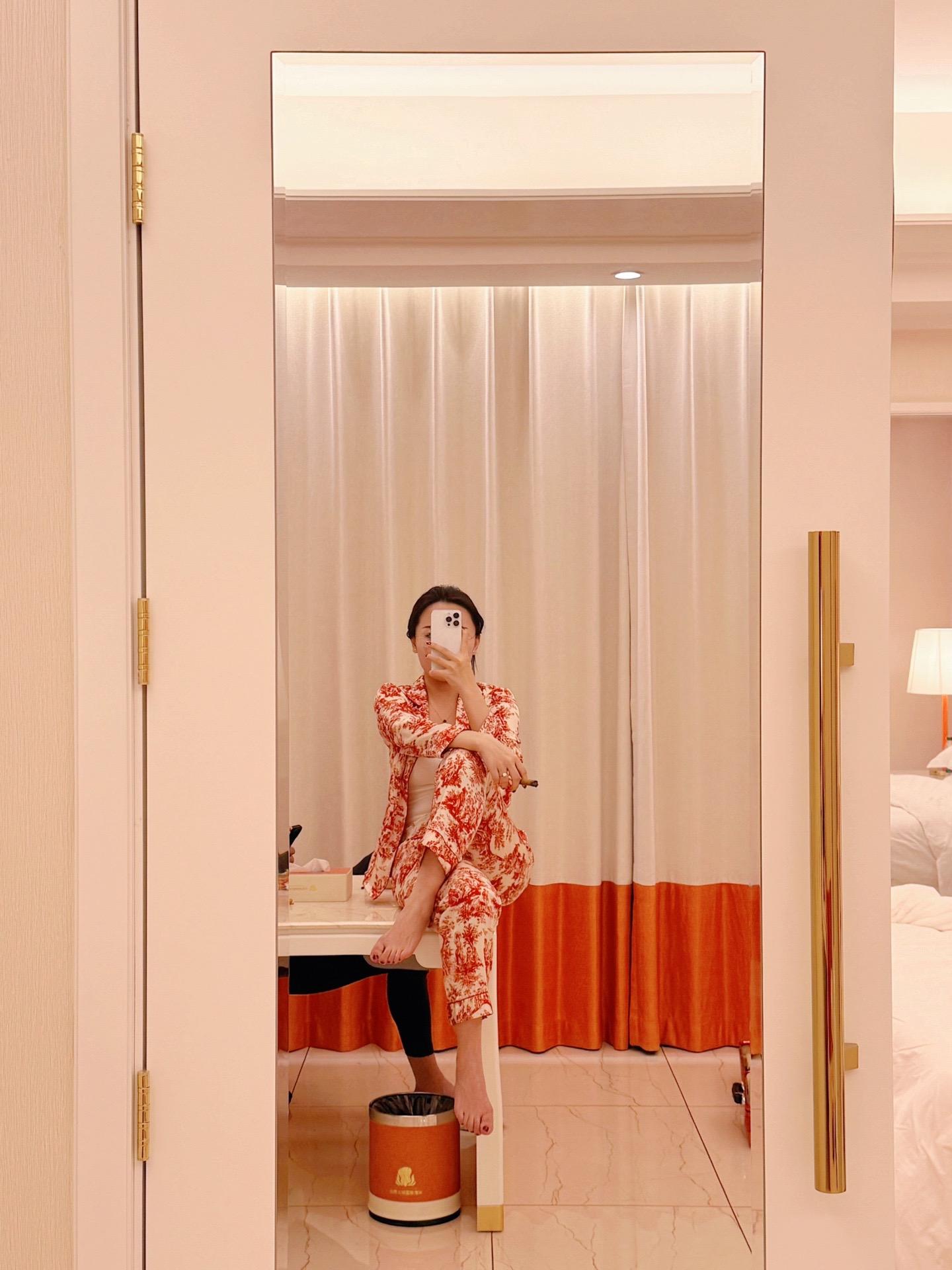 来个贴身身摄影📹助理一枚 热爱拍摄🎬 剪辑 文案 短视频 执行力强...