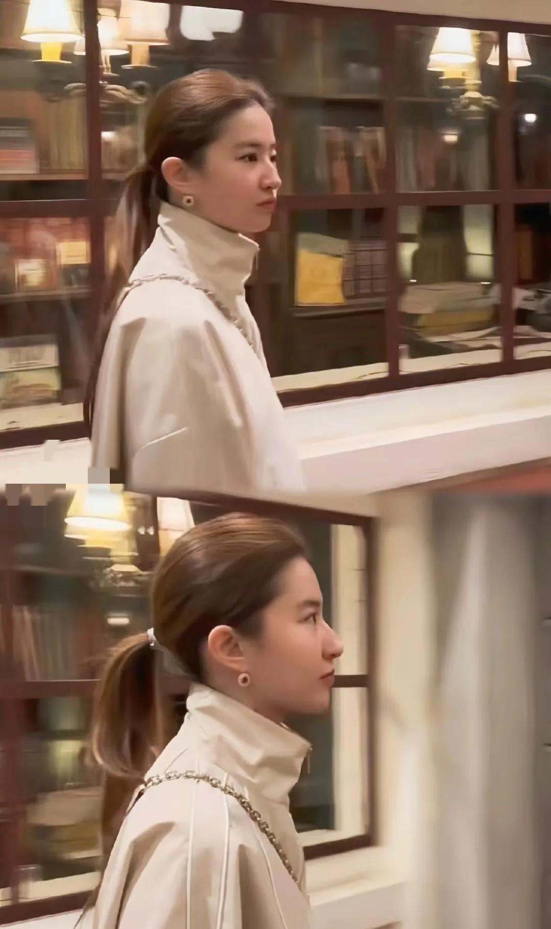 路上碰到一个美女，很眼熟[震惊]