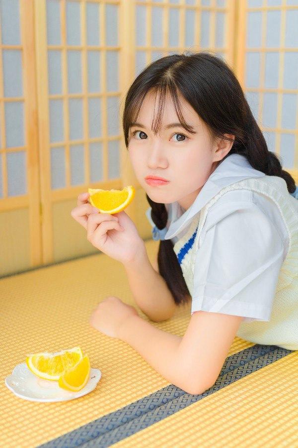 清新少女与橙子的甜蜜时光🍊💕少女 美少女 橘子系少女