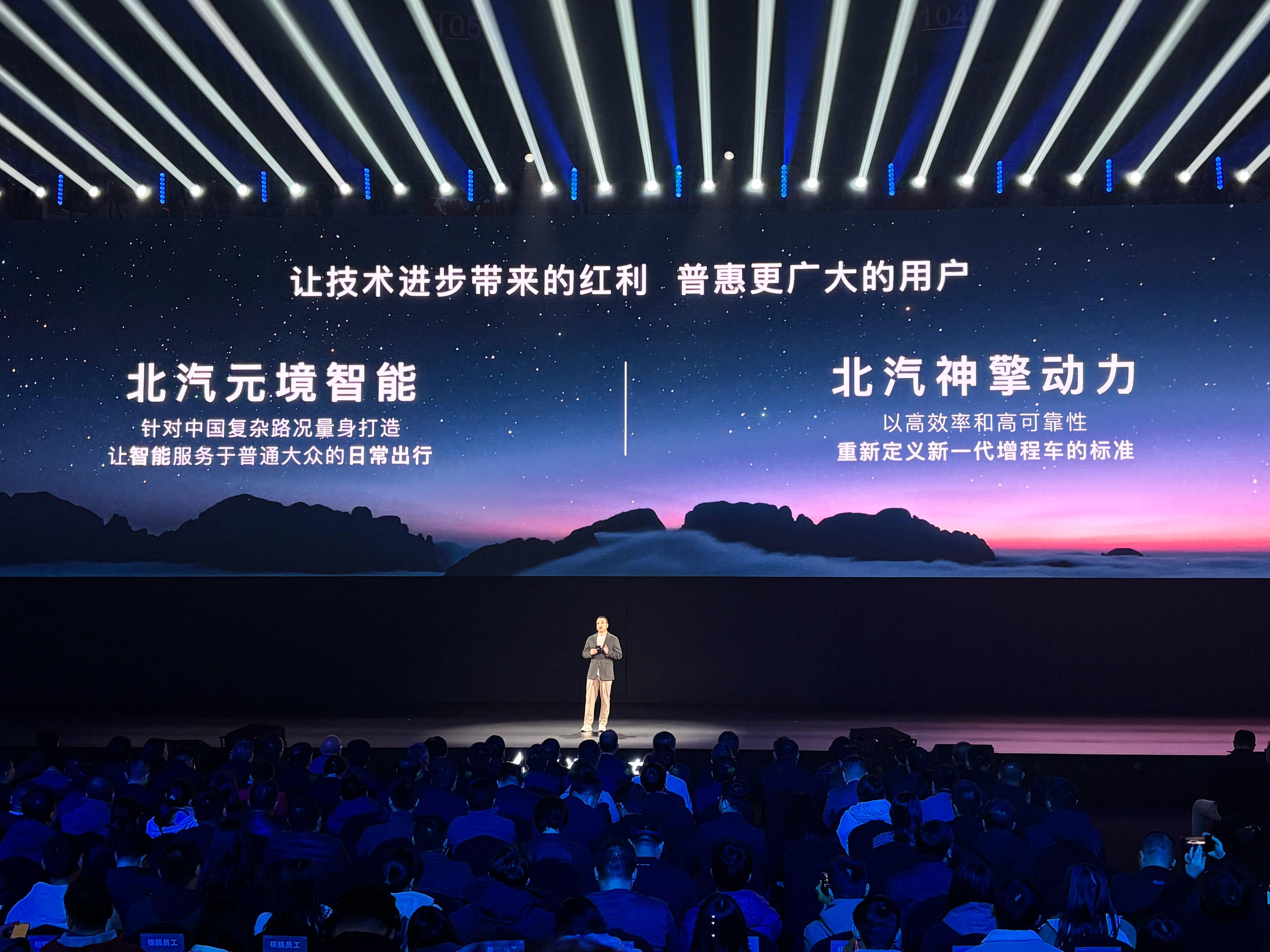 今年都流行双刀流[doge] ​​​