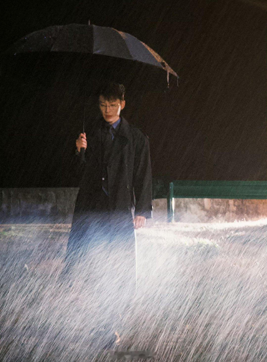 代旭事业来了剧内事业没了，剧外事业来了 