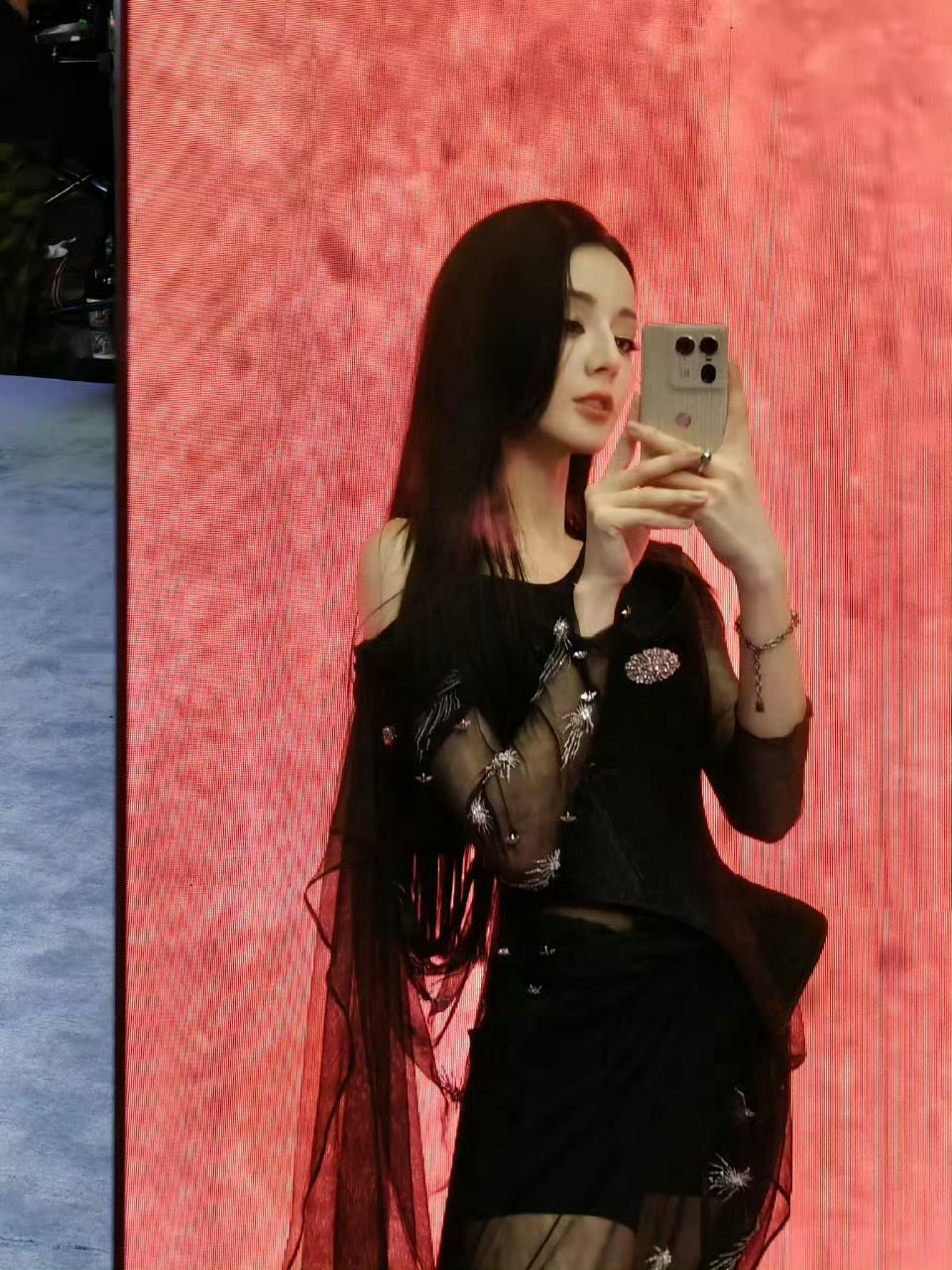 迪丽热巴虽然不能同时拥有一切片花【迪丽热巴】这期是我定制的成品bjd 