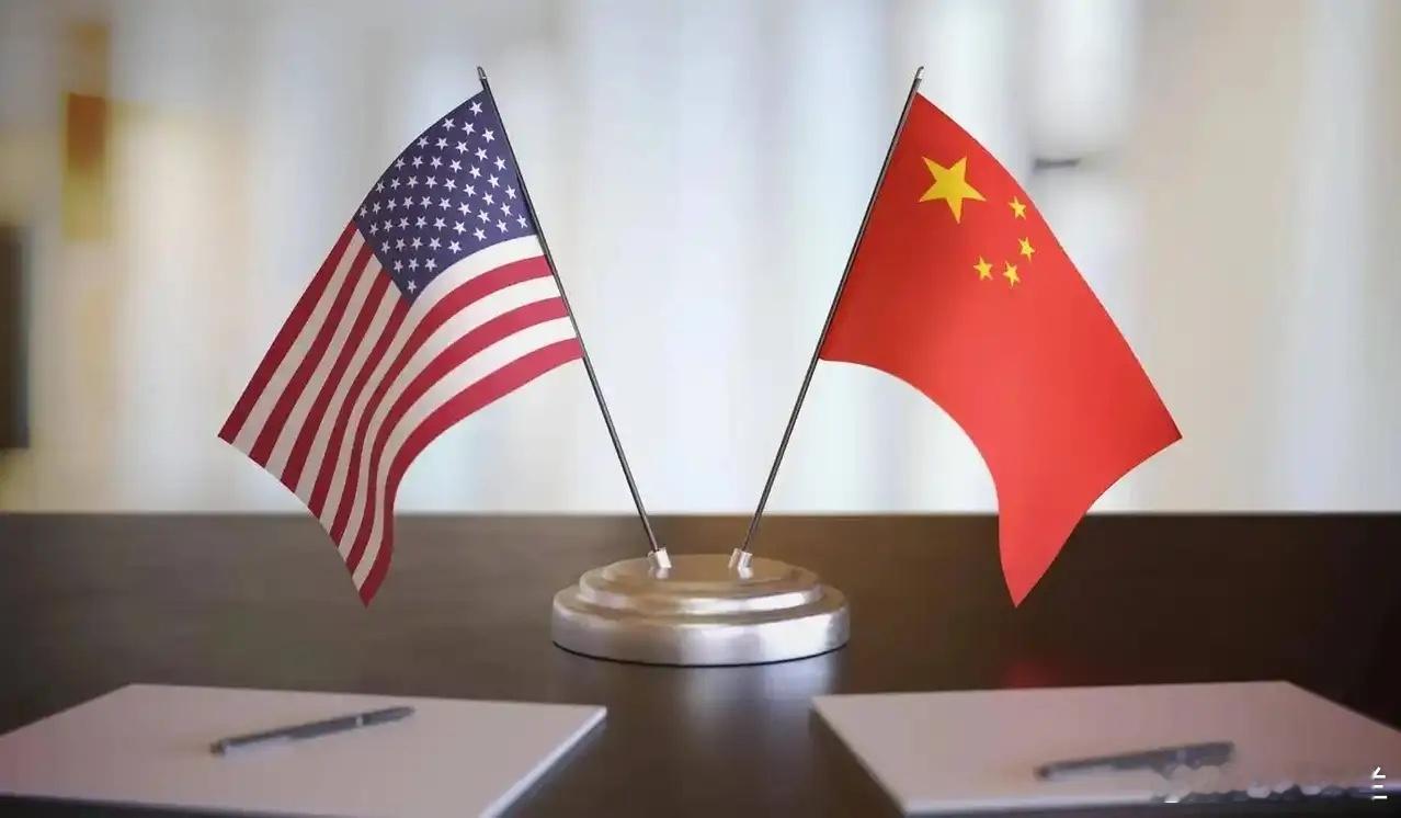 中美之间，已经没有回头路了！美国已经勒住中国经济的咽喉；而中国也正对着美国的高科