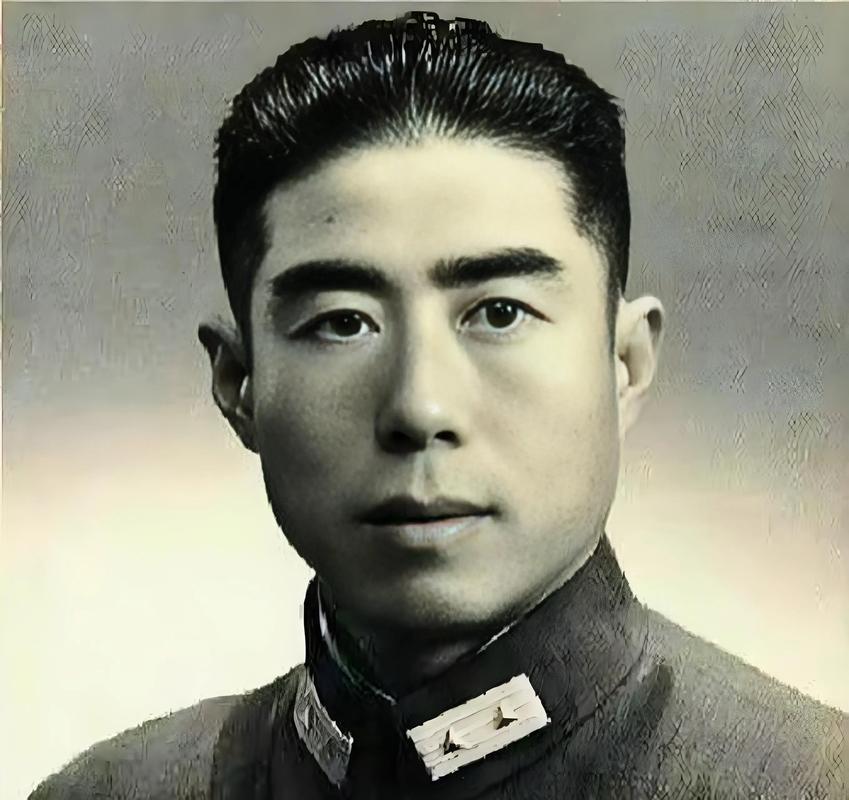 1944年，“汉奸”郭绍绪邀日军高层赴宅宴饮，酒过三巡，他大喊一声：“上炖鸡！”