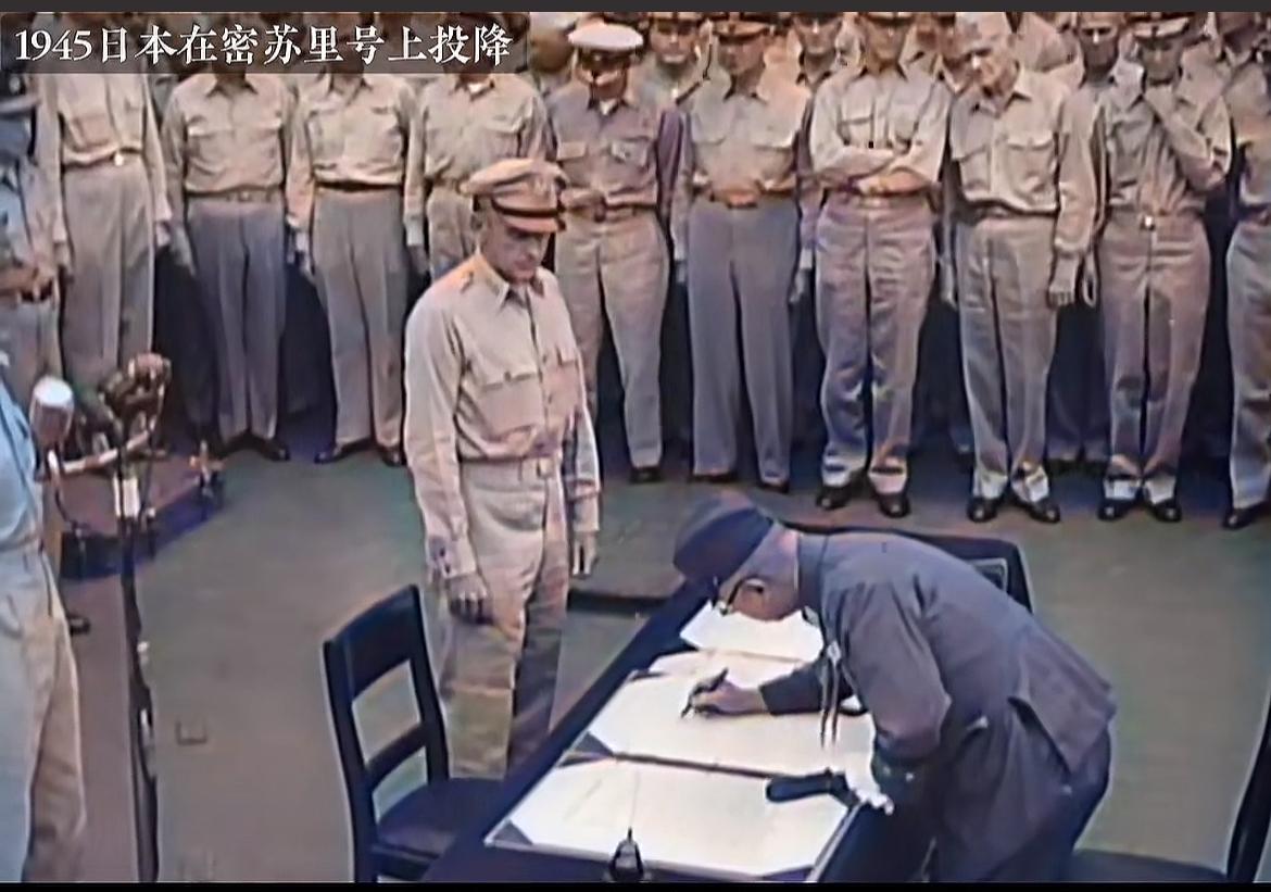 终于明白了战败的日本为什么总在历史问题上反复横跳。

看到有博主解析这个问题，他