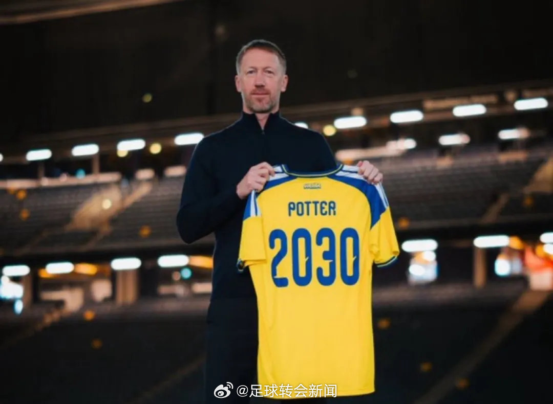 官方：瑞典国家队宣布和主帅波特续约到了2030年夏天。 