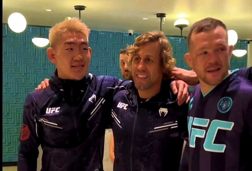 前UFC冠军被中国小伙的重拳逼得不敢站立对攻，赢了比赛却连二番战的战书都不敢接。