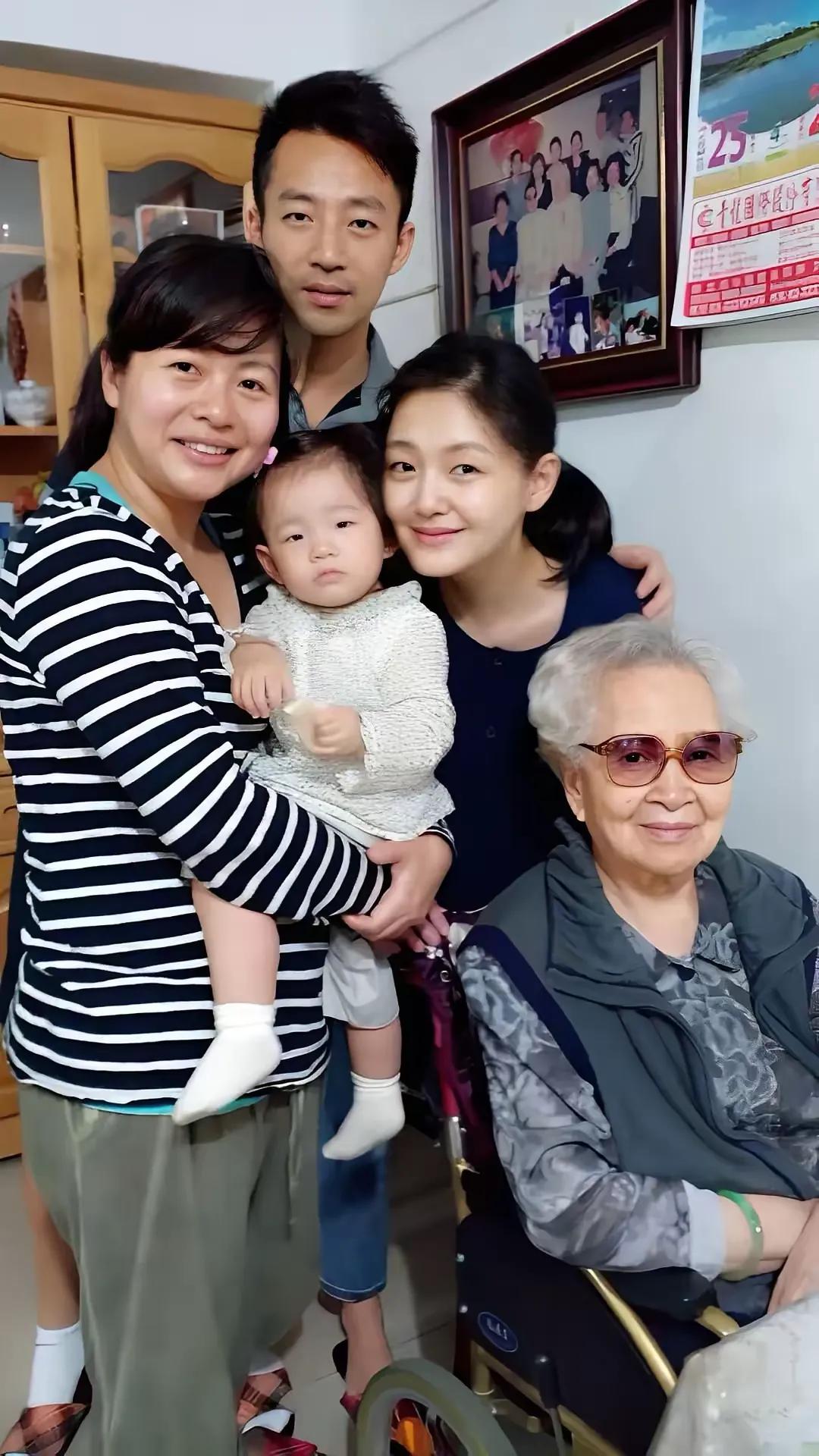 大s和汪小菲在一起时的幸福时光。

儿女双全好好过日子不好吗？为什么非要互相伤害