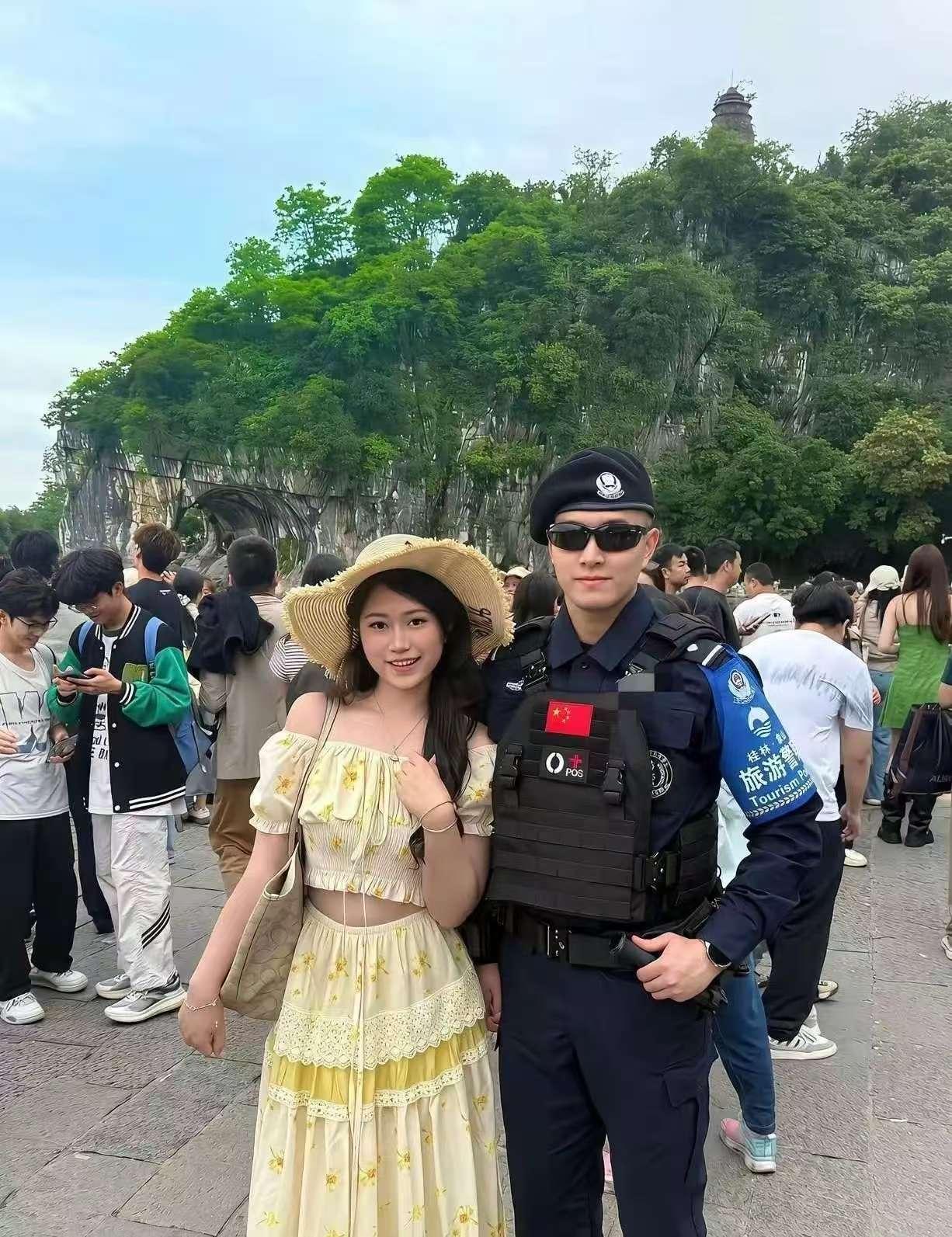 至今为止没有发现，长得帅的坏处！