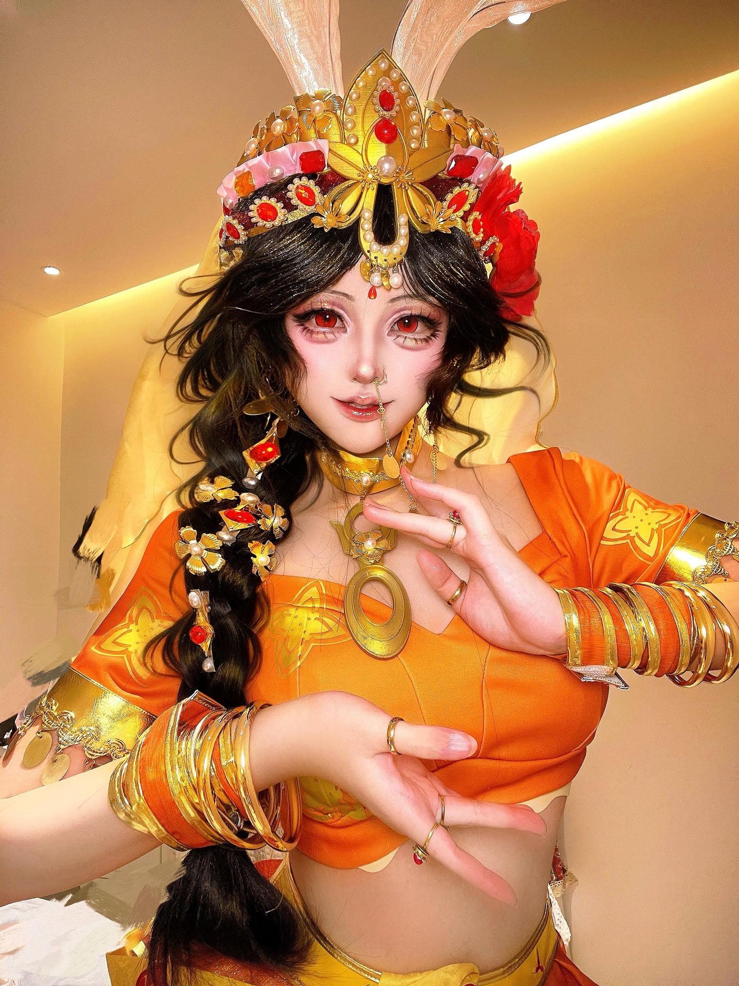 你干嘛老躲着我～过来呀～