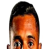 带着负5分开局的国安，首轮就2-0零封武汉三镇。
 
王刚两度策动进攻，法比奥头