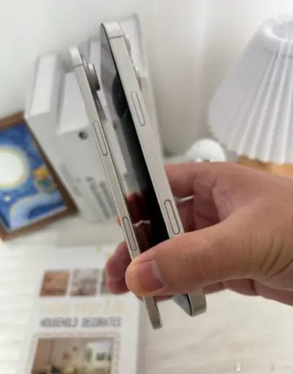 拿到iPhone17手上的16破儿都不香了同事直接丢垃圾桶你就说这17air薄不