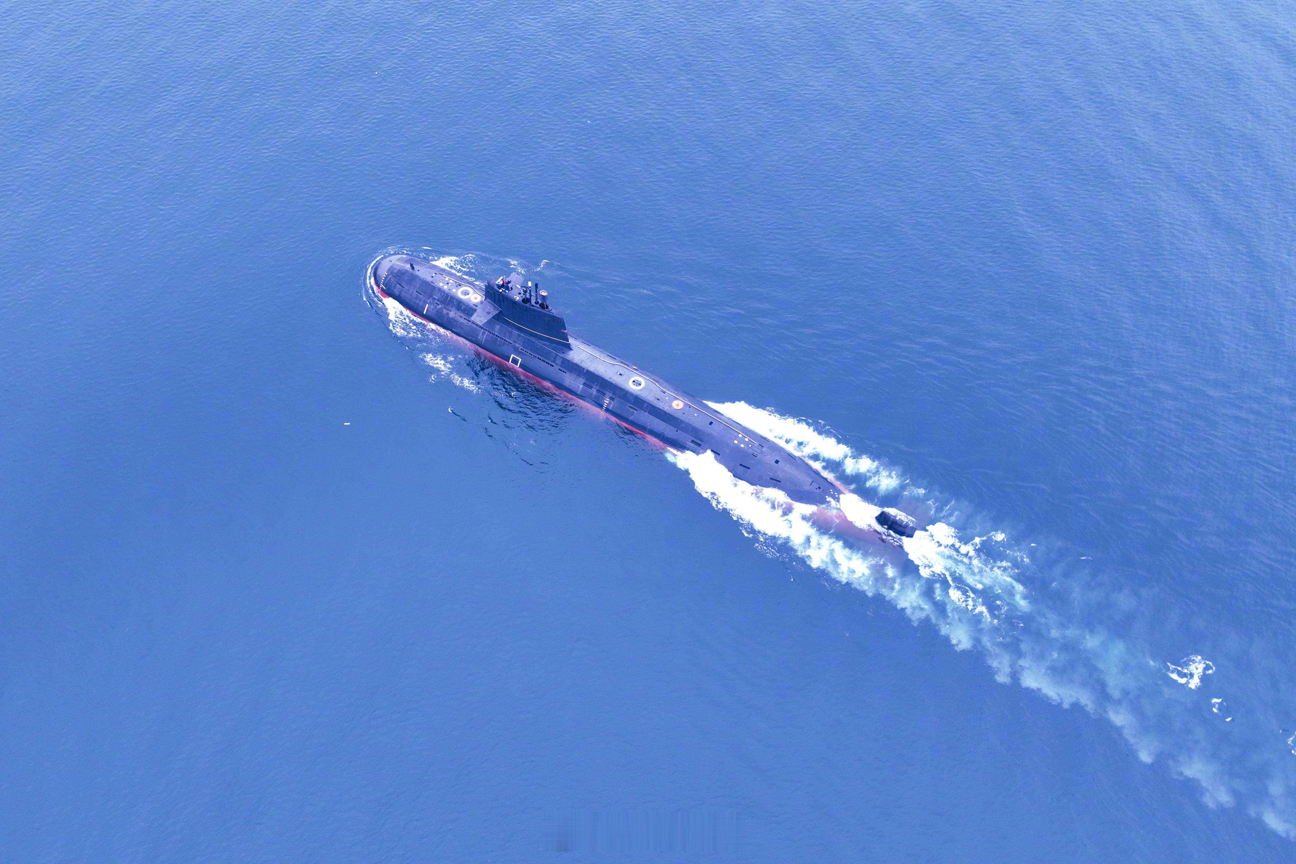 被潜艇训练九宫格硬控了！北部战区海军某潜艇支队，奔赴指定海域开展训练！ ​​​