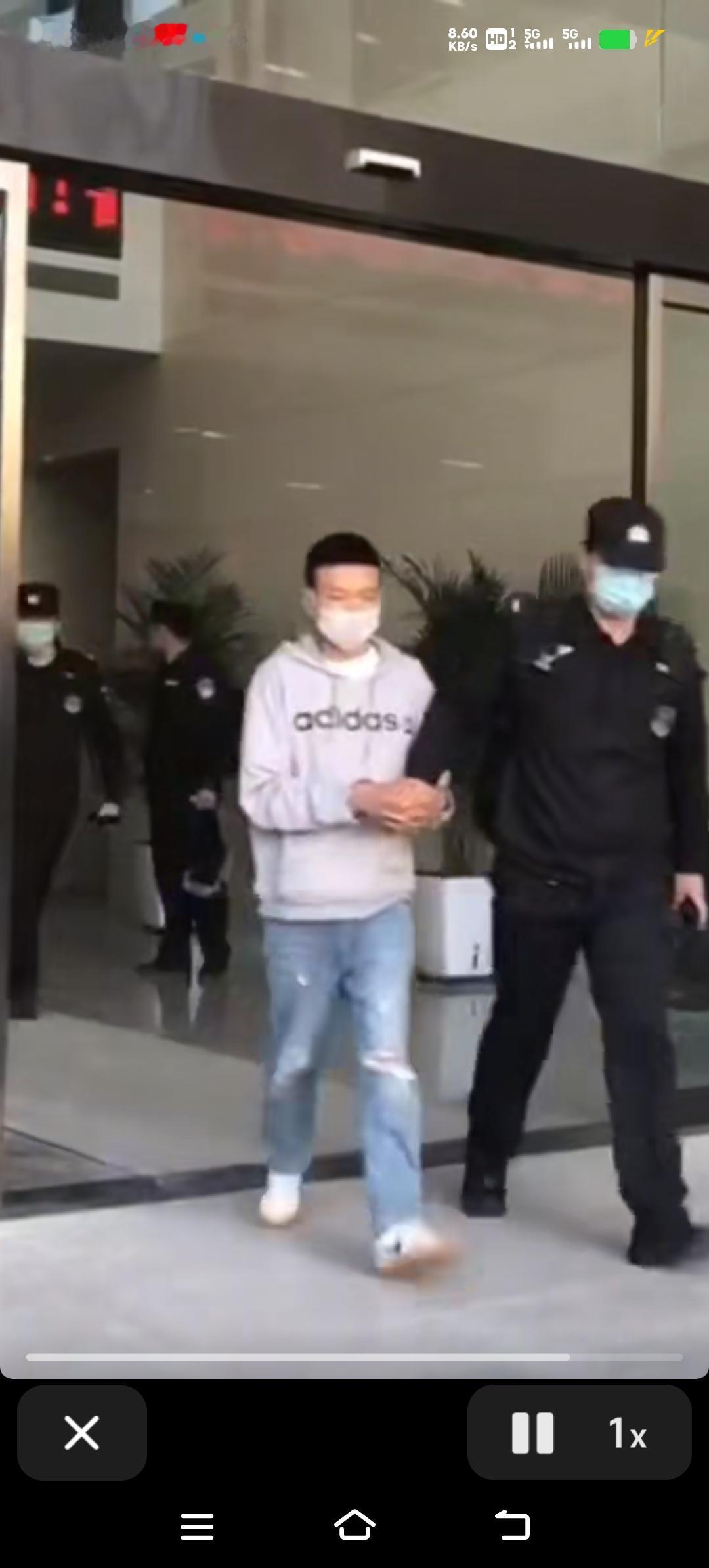 诈骗26000000元！40人受害，她靠怀孕逃7次，今病残入狱
谁能想到，连续怀