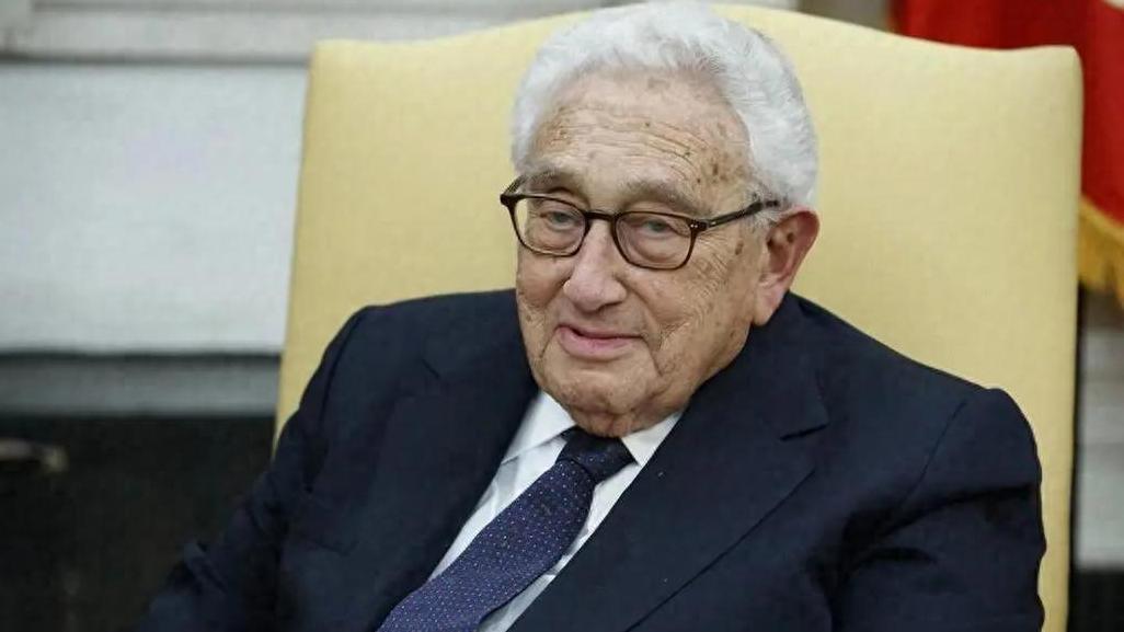 基辛格重磅预言！俄乌冲突最先被耗干的是英国
 
基辛格做出惊人判断：俄乌冲突最先