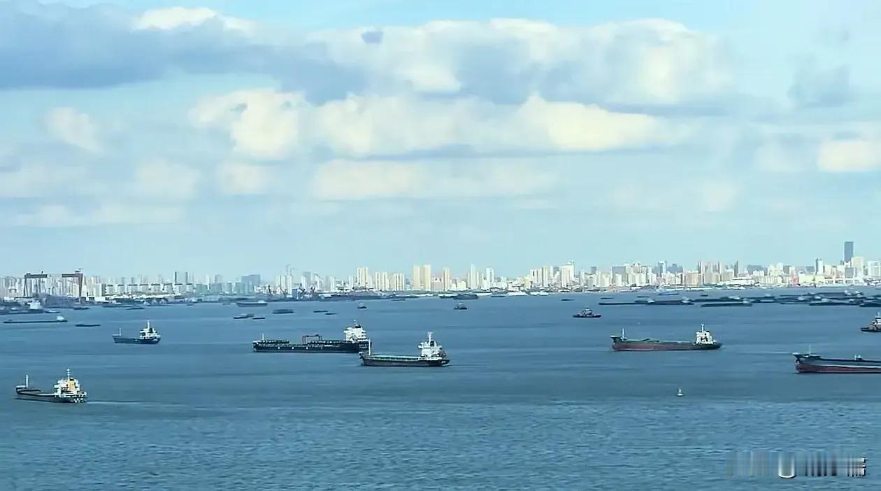 苏锡常地区作为中国东部沿海经济发达地区之一，其经济发展水平确实处于国内领先地位。