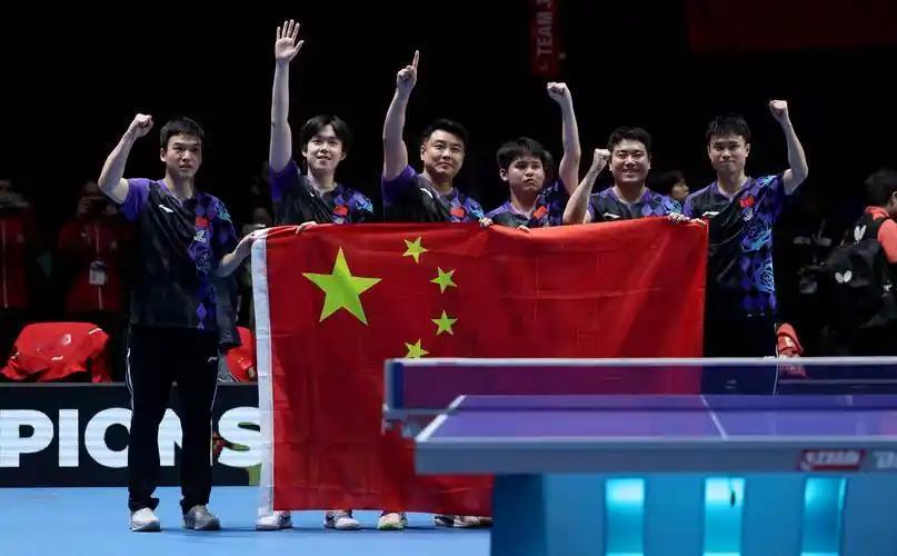 2026年世乒赛团体赛落下帷幕，中国男女队在决赛里都和日本队碰面，最终双双拿下胜