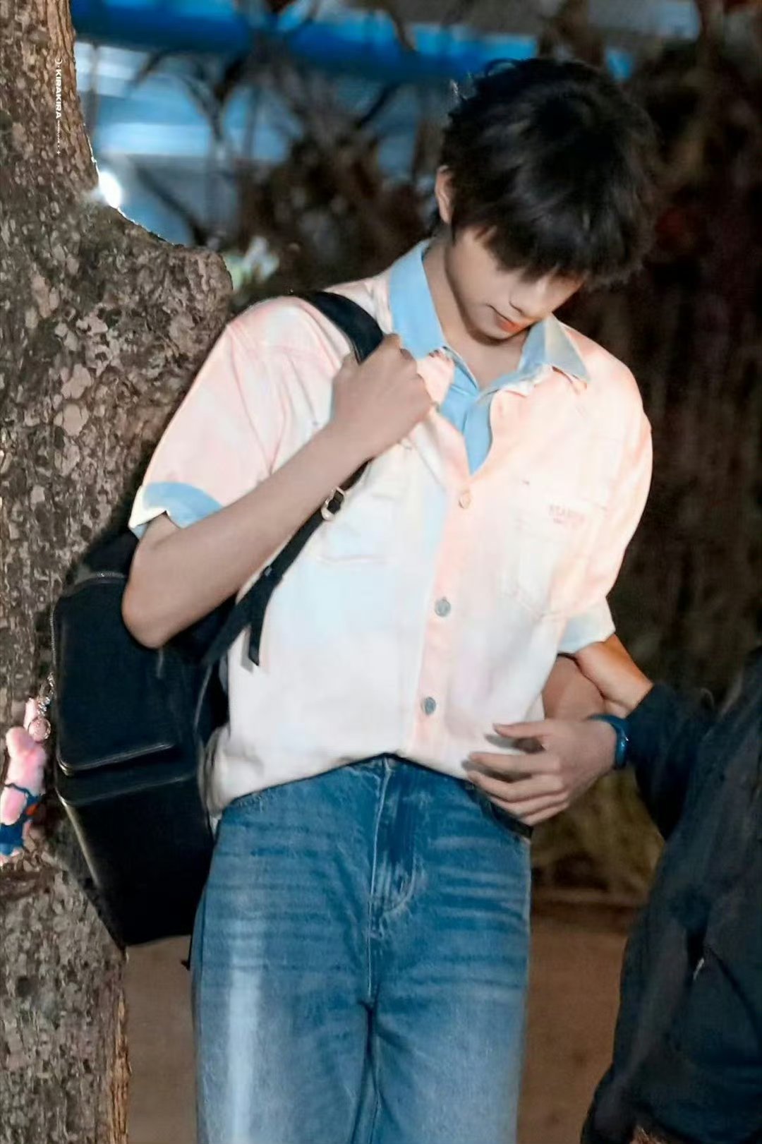 王橹杰《我们的少年时代2》新皮肤，这个造型眼前一亮 