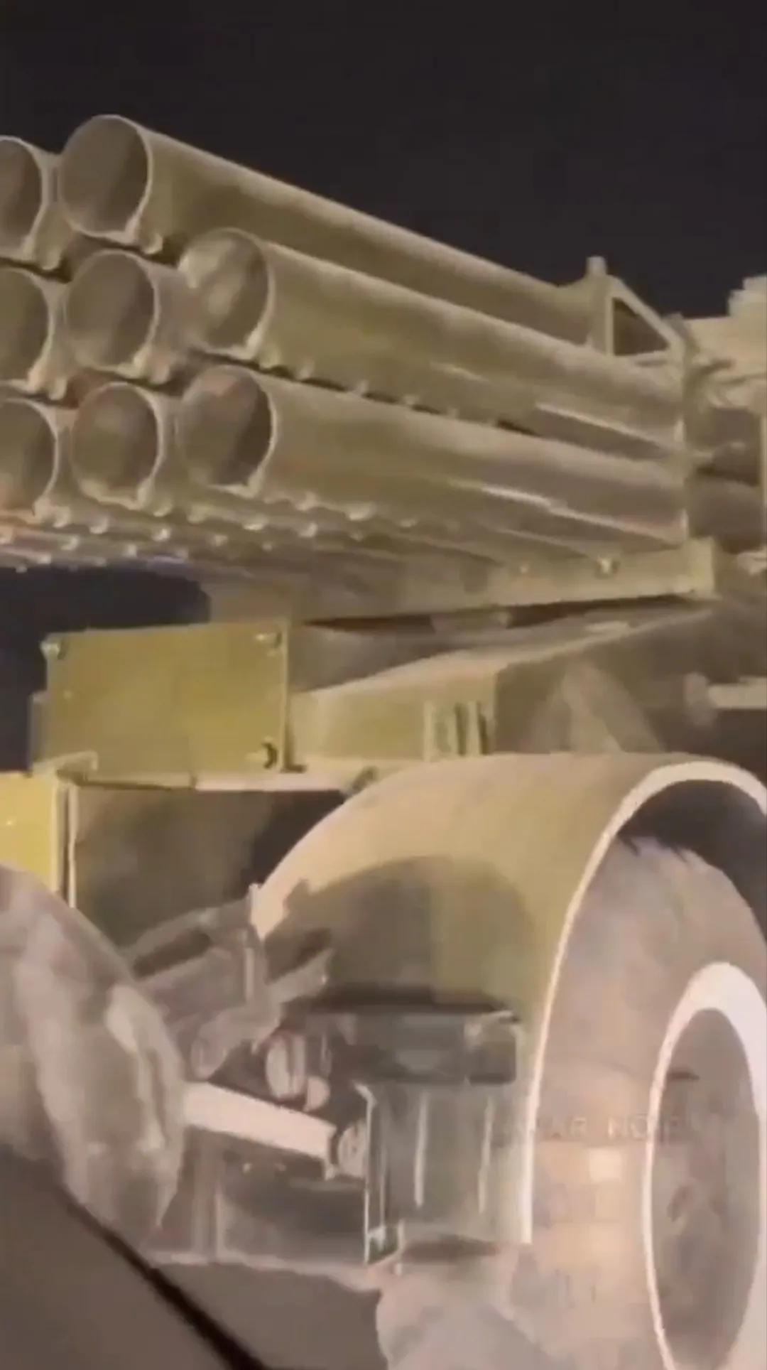 在巴基斯坦空军对阿富汗塔利班进行空袭之后，阿塔开始向阿富汗与巴基斯坦边境集结兵力