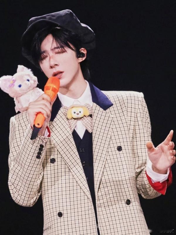 刘宇宁平凡的日子借一点光上线 这首歌真的太治愈了，告诉我们平凡不是平庸，认真生活