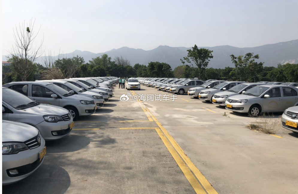 驾校的学费上涨了~~~为什么驾校的教练车不是电车呢？？？ 海阔试车超话