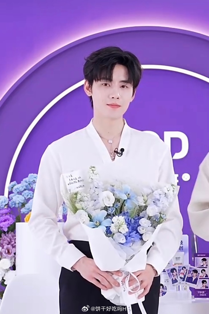 以后的路也会有很多鲜花💐👏