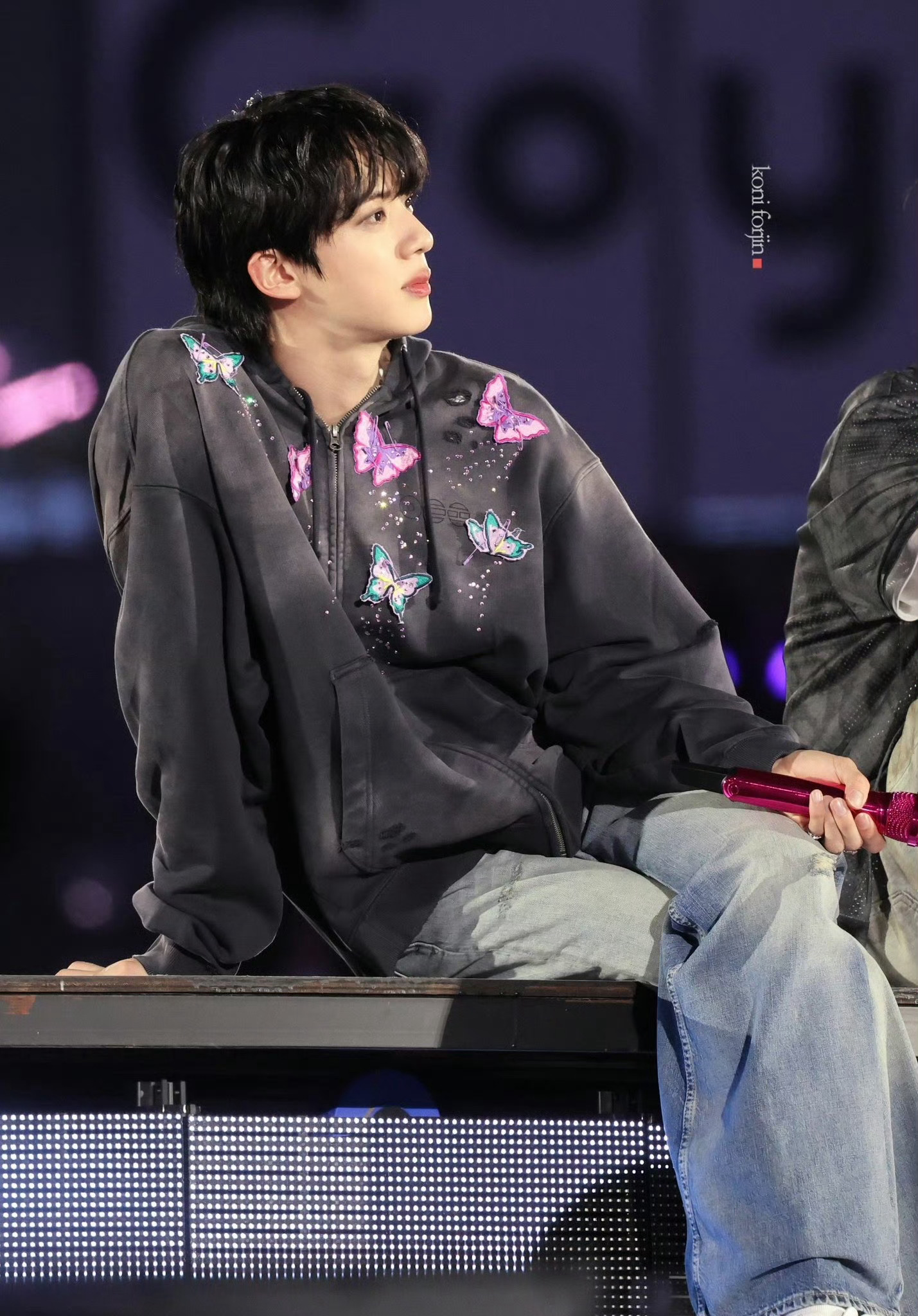 我不知道我感觉喜欢金硕珍真的好幸福我好爱我欧巴 