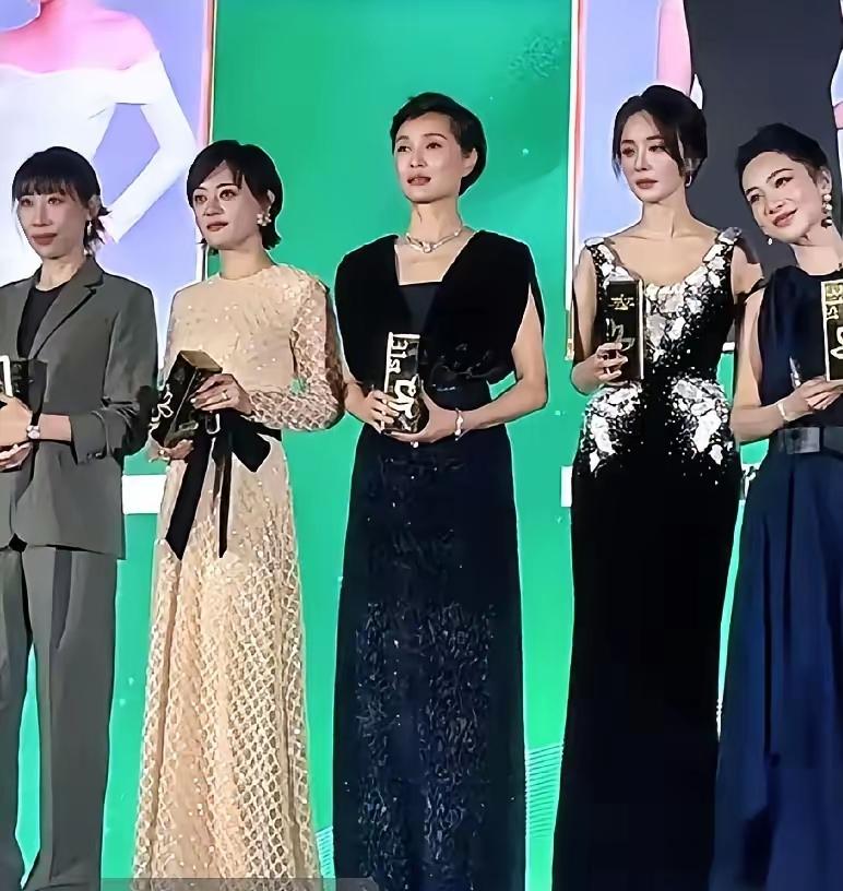 漂亮，杨幂第一，
气质，吴越第一，
演技，孙俪第一，
左右两个不认识，
你能认出