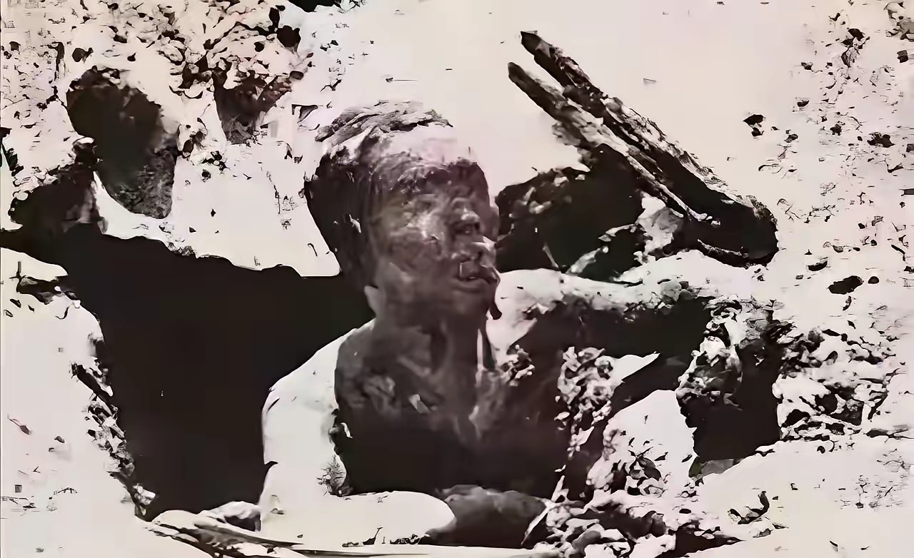 1945年硫磺岛战役，美军火烤小鬼子军事烽火问鼎计划