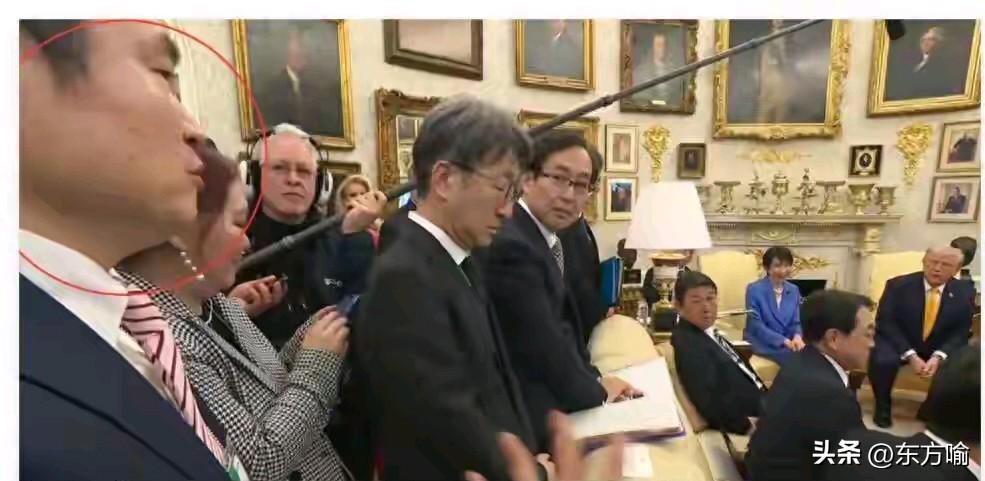 据外媒，在白宫向特朗普提问的日本记者，本想为难一下特朗普，反问美以攻击前为什么没