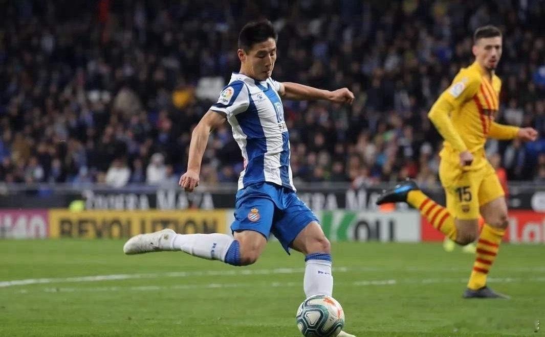 足坛里那些很假的，却又很真实的数据：1.武磊在西甲的进球，比阿扎尔的还多2.曼联