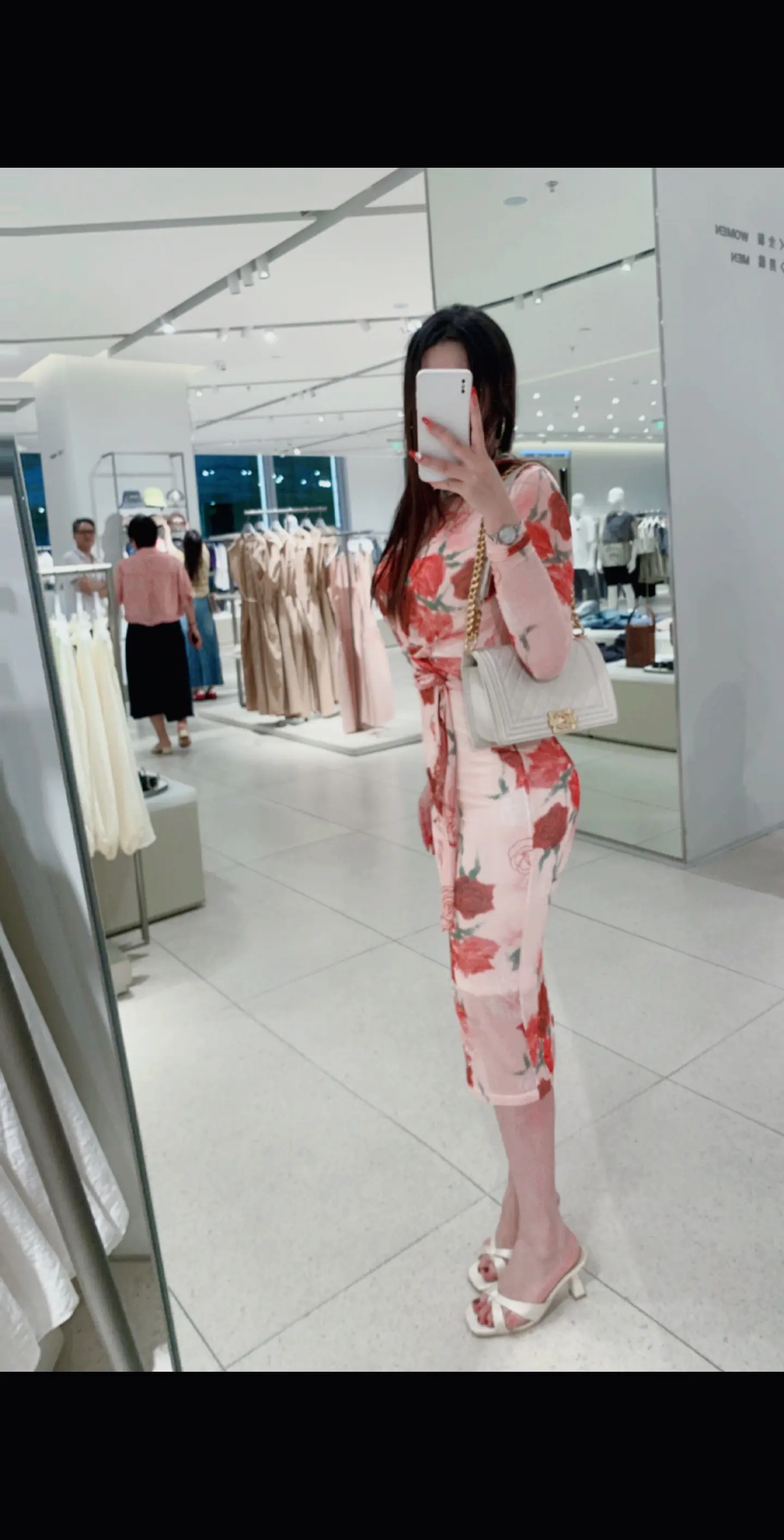 臭小子 姐姐还拿不下你嘛