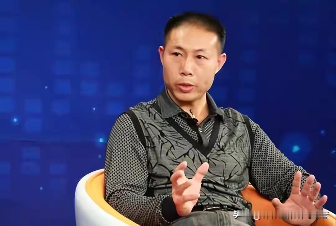 我国第一卧底记者石野：出身海军陆战队，被黑社会悬赏30万买人头
“最多三十万，就