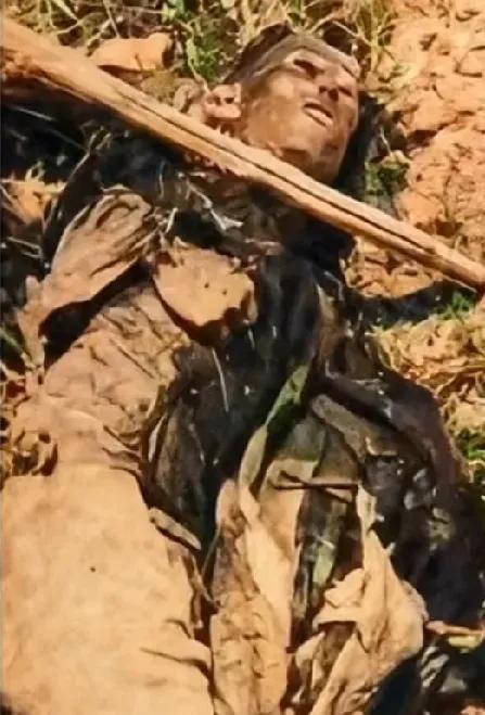 “他因多次拒绝投降，五十多口亲人被杀！”一开始看到赵庆吉的事迹，不少人都觉得难以