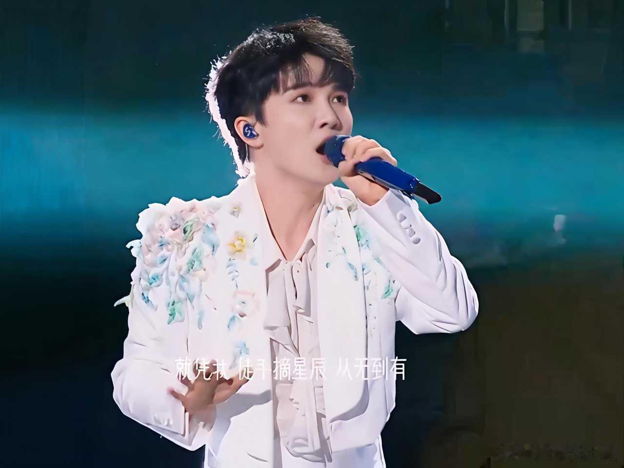 周深 ✨周深深深的舞台日记 ✨周深2026深深的巡回演唱会 【小圈跟米子们说早上