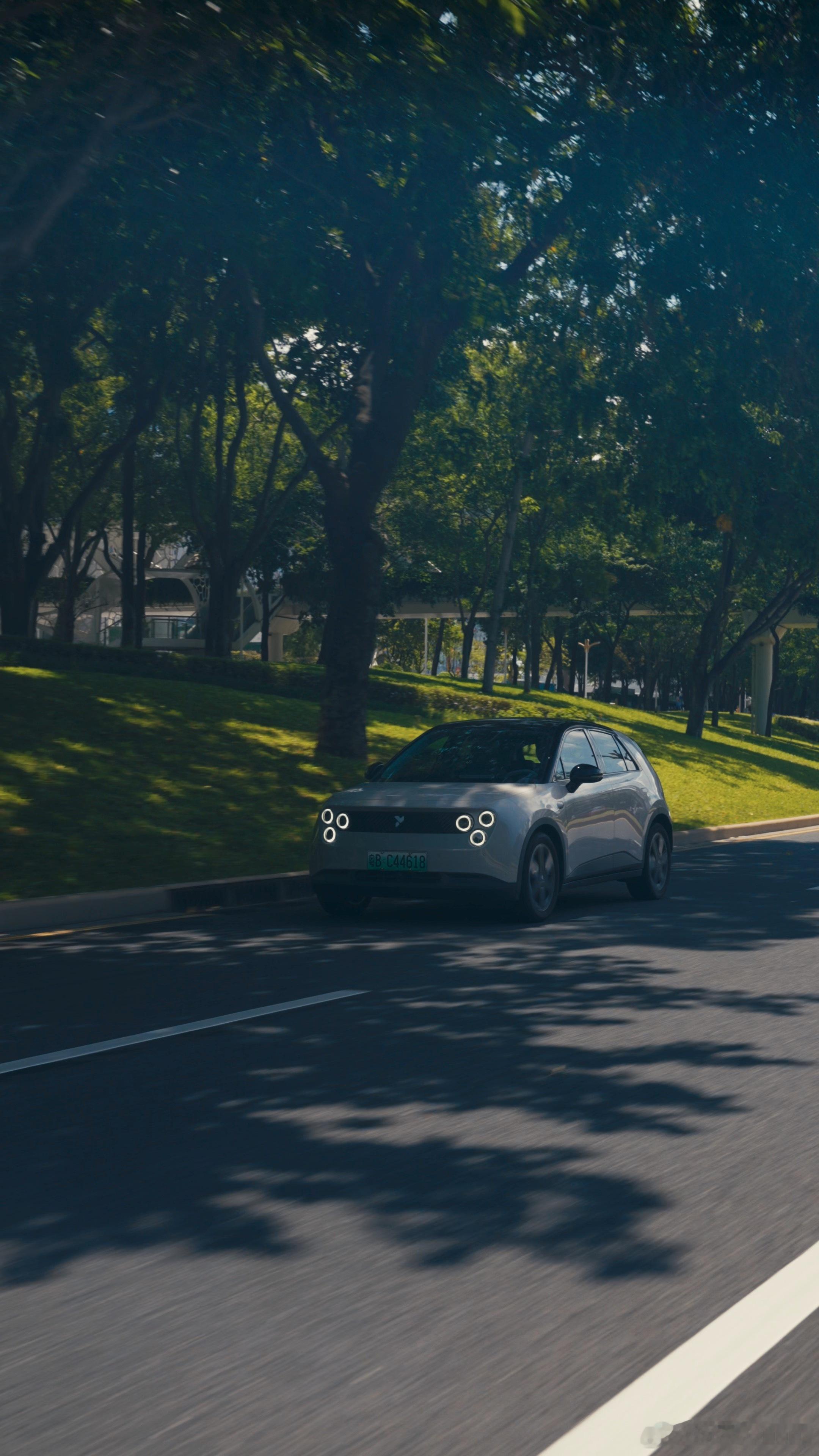 早啊蔚来萤火虫全民拍车我与汽车的日常