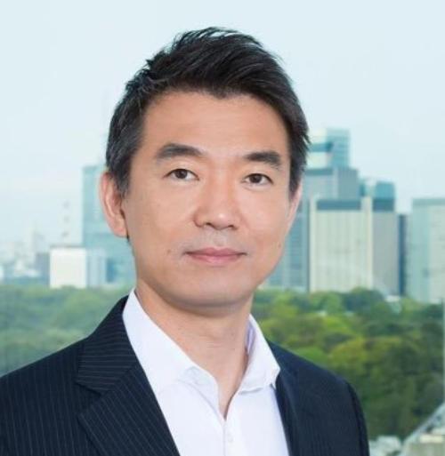 日本维新会创始人桥下彻今晚（3月2日晚）写道：“桥下彻表示：‘（日本政府）对中国