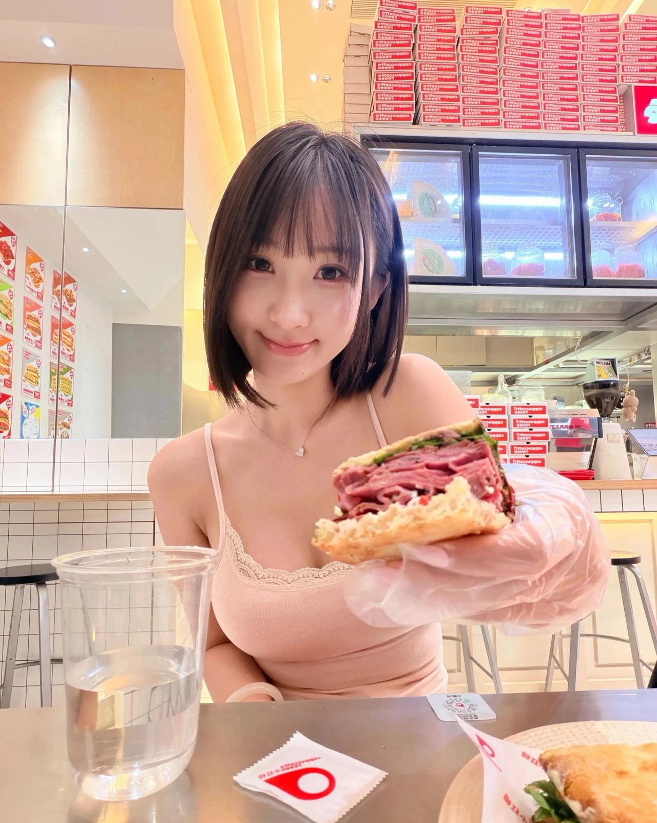 汉堡包(^_^)/🍔
