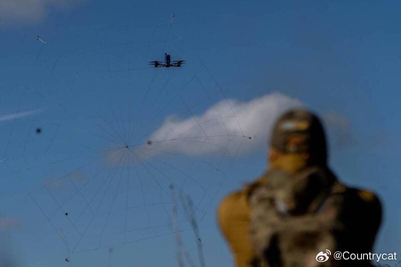 乌克兰无人作战力量迅速崛起！俄军10月四成战损归功于无人系统部队海外新鲜事俄乌战