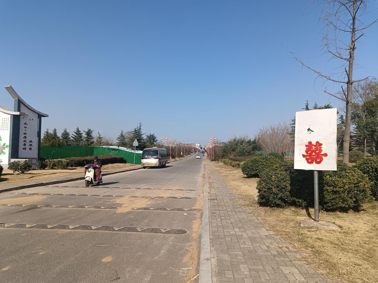 五连涨！日K五连阳。纳指一周涨5%，道指涨3.1%，标普涨3.7%。
这就是人家