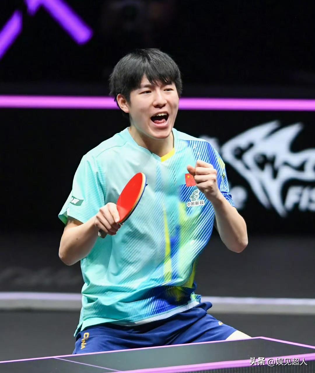 国乒真的要出下一个顶梁柱了！
 
温瑞博这小子，2007年出生，还不到20岁，球