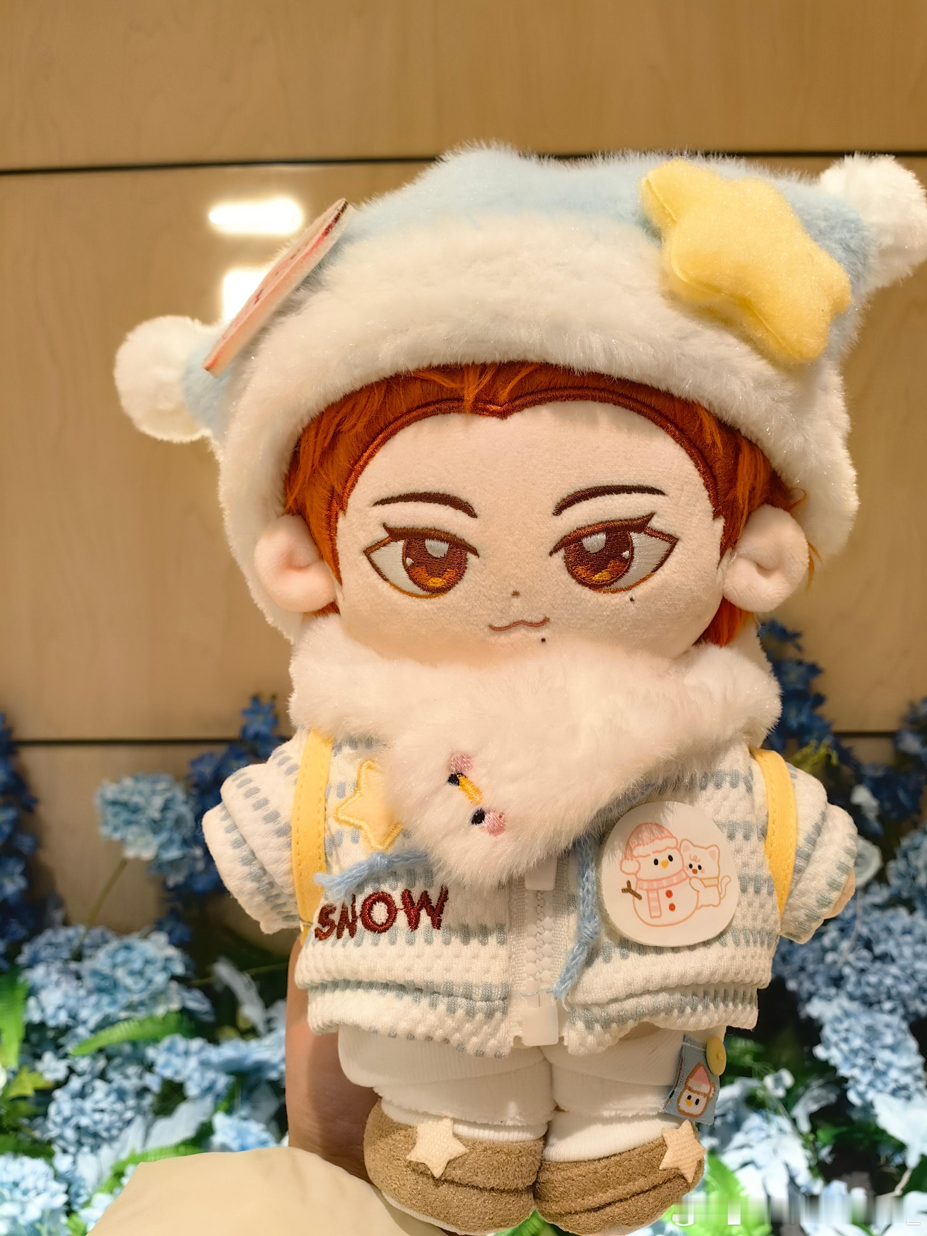 盔盔环球世界带宝宝出门散散步