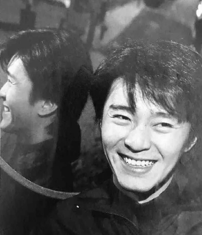 功夫女足值得二刷三刷前期轻松欢乐后期热血催泪，人物刻画细腻，多次观看依旧让人感慨