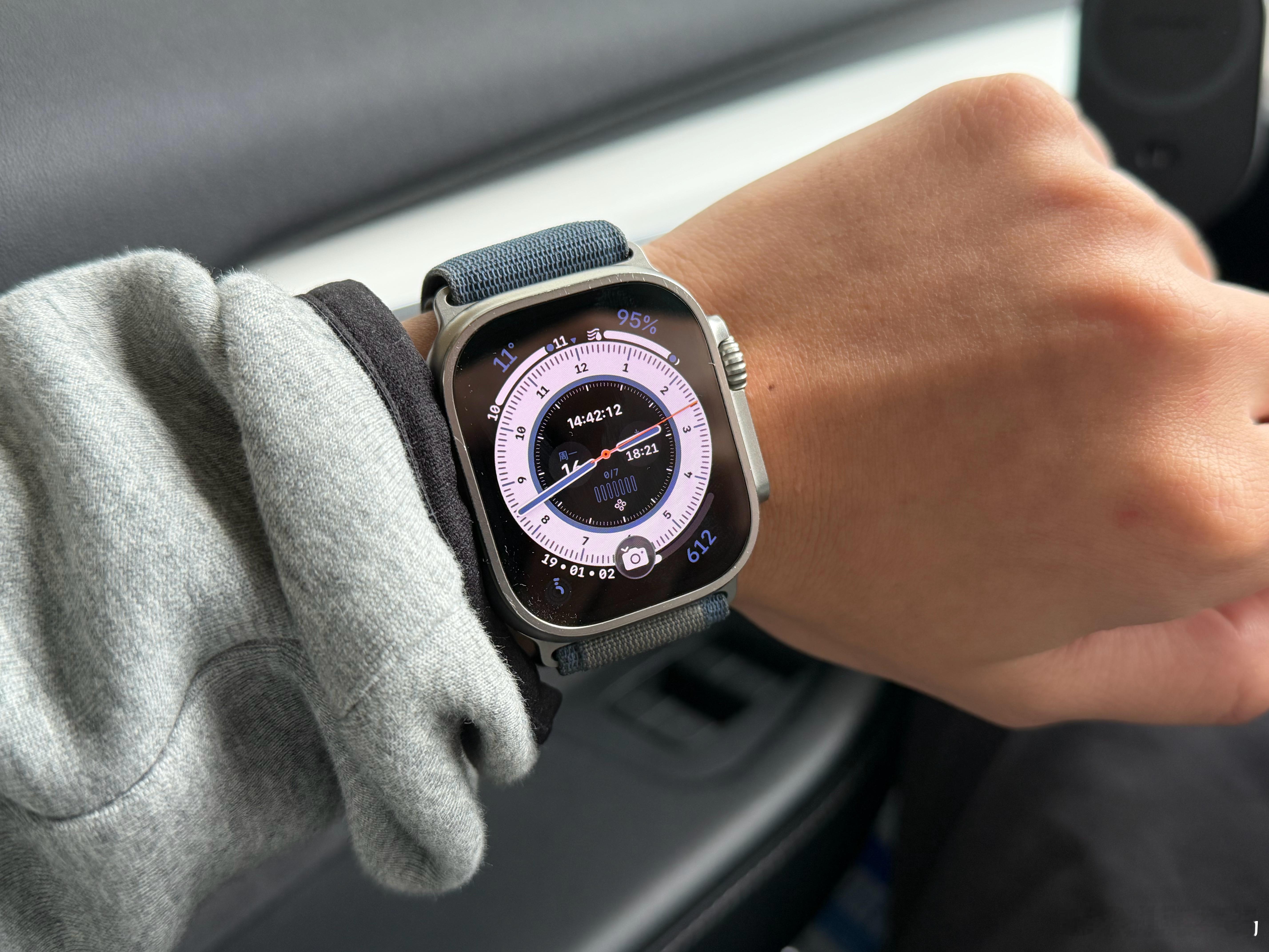 怪不得我经常跑两步就气喘吁吁，原来是我没戴佳明。 