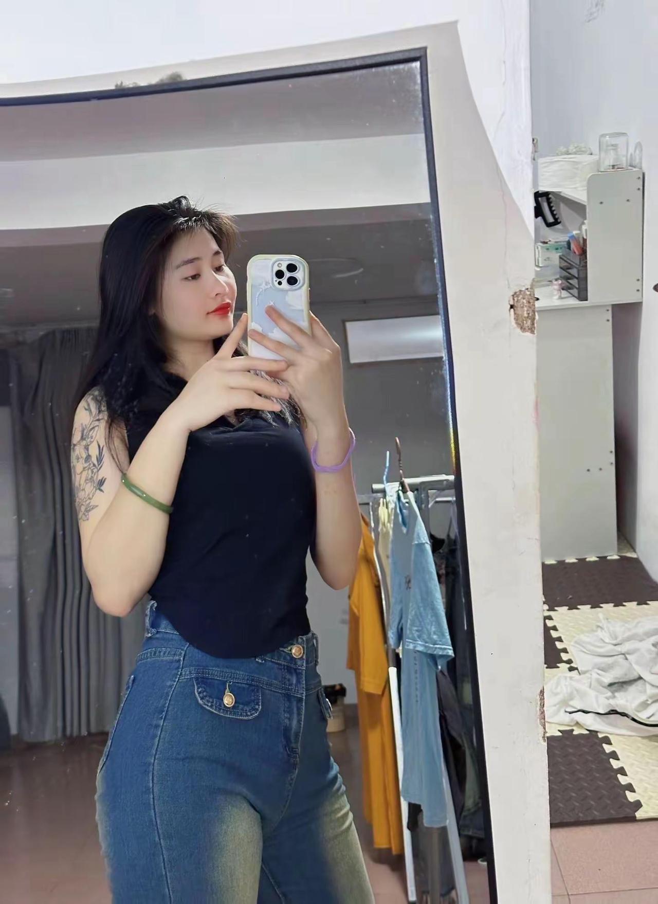 人都是忘本的东西 遇到更好的 谁还记得你