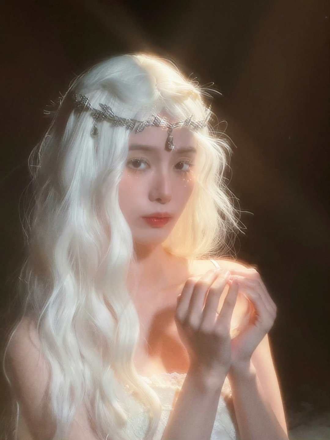 徐艺洋身上的网红感确实有点重 ​​​