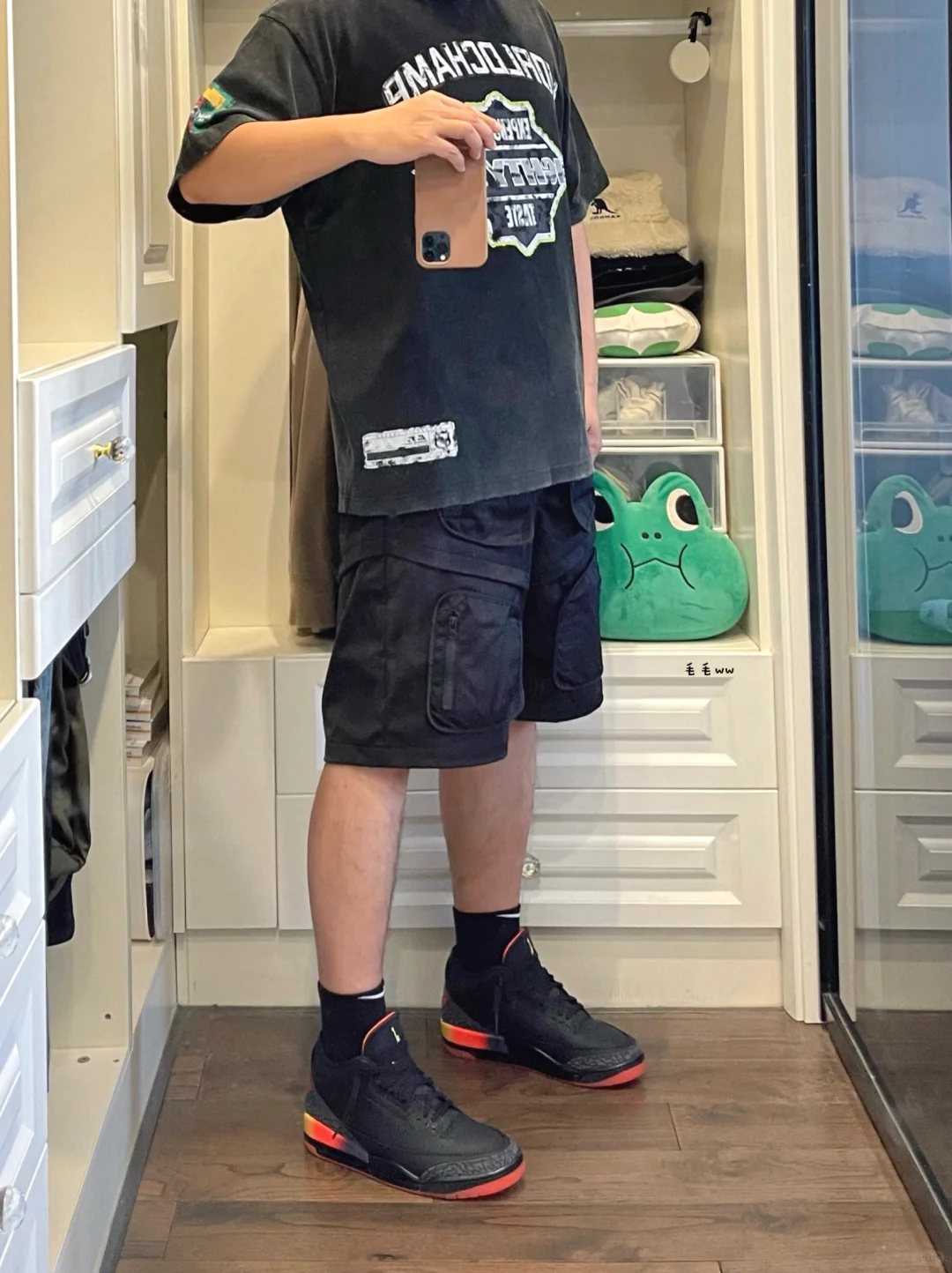 J Balvin｜工装裤穿搭